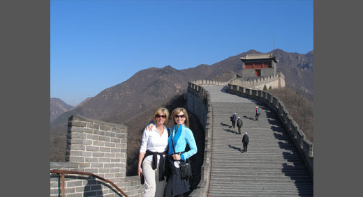17-Lori at Great Wall of China